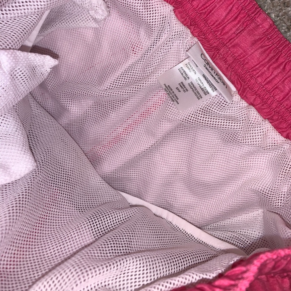 Calvin Klein Pink & White Swim Trunks size S - Picture 8 of 10